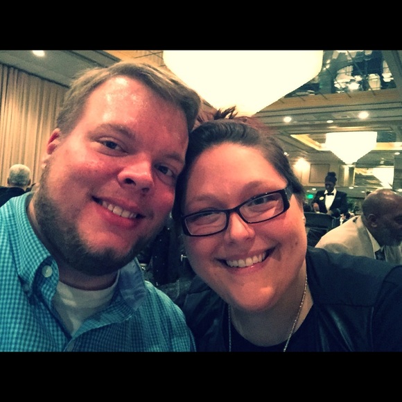 Meet your Posher, Stacy - Picture 2 of 3